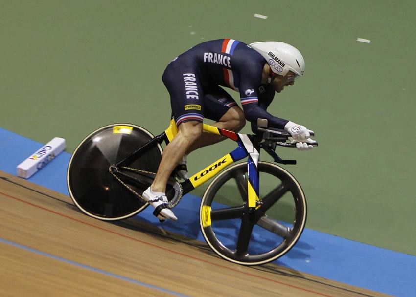 Il francese Francois Pervis conquista il secondo oro di questi campionati nel km da fermo in 59&#39;&#39;385. Reuters
